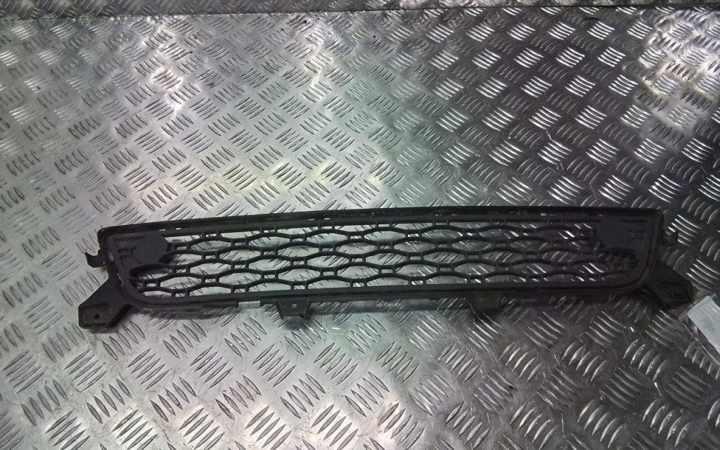 фото №1, Volvo xc60 решётка бампер перед 30763423