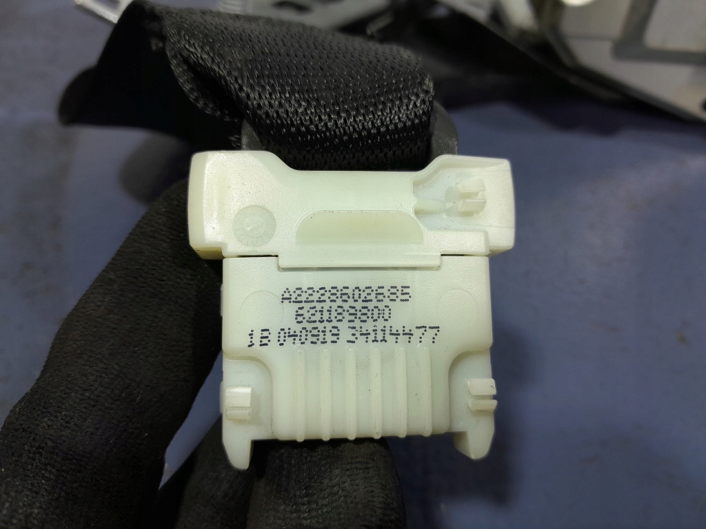 фото №5, Mercedes s w222 lift pas безопасности левый перед a2228602685