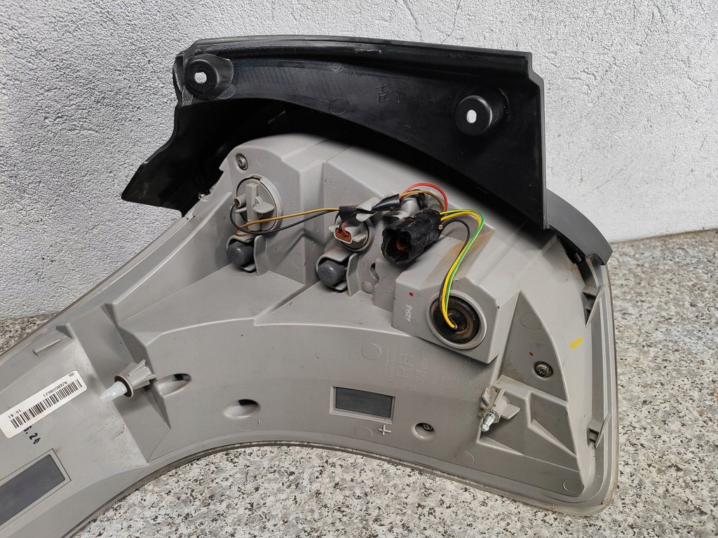 фото №8, Ssangyong tivoli lift 19- лампа правая задняя задняя led uszk