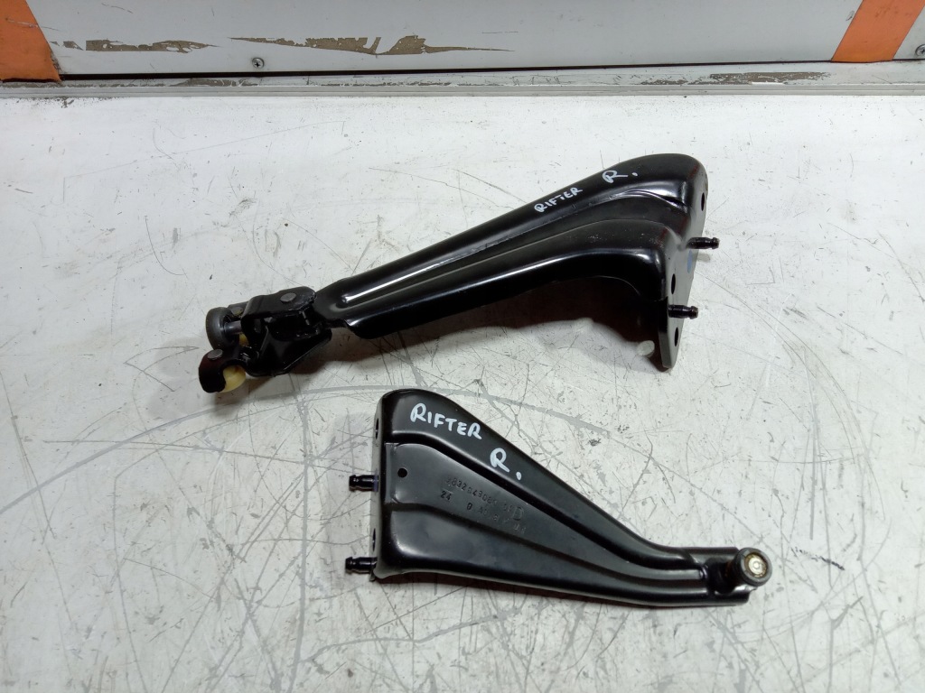 фото №2, Peugeot rifter gt-line направляющая ролик дверь раздвижных 9816964880