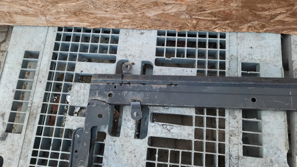 фото №13, Каркас основание сидений ii rzędu volvo xc90 i 8635042