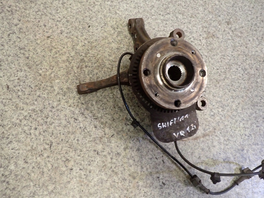 фото №5, Suzuki swift 10- поворотний кулак передня права