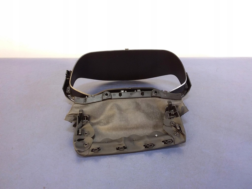 фото №5, Renault clio v защита спидометра колонки 682404332r