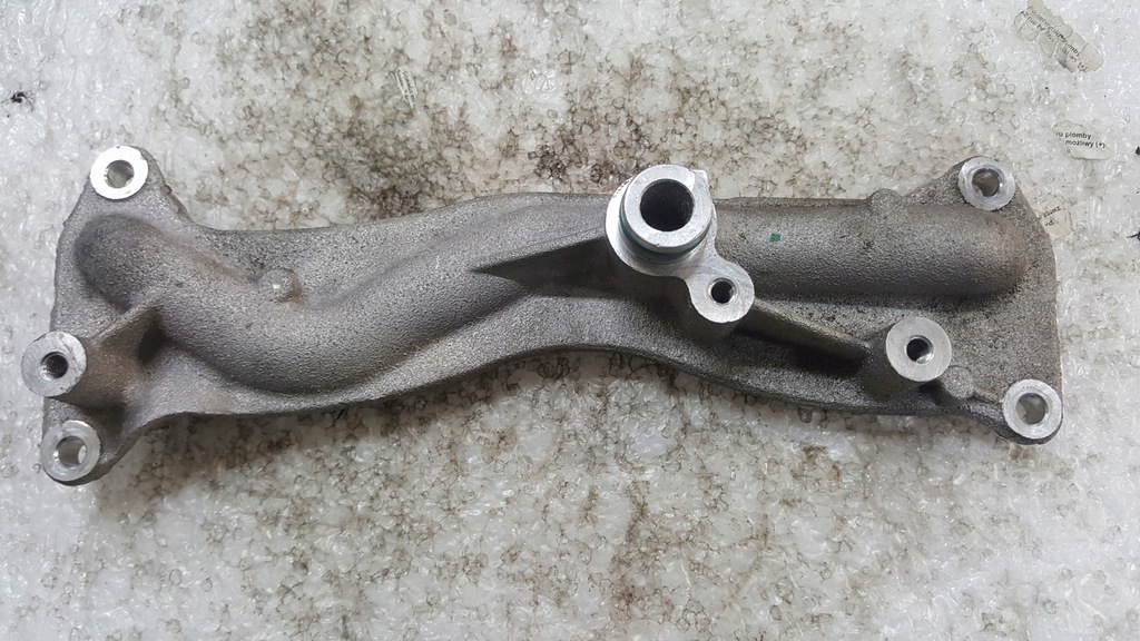 фото №1, Кронштейн радіатора вихлопних газів audi 3.0 tdi 059131680h