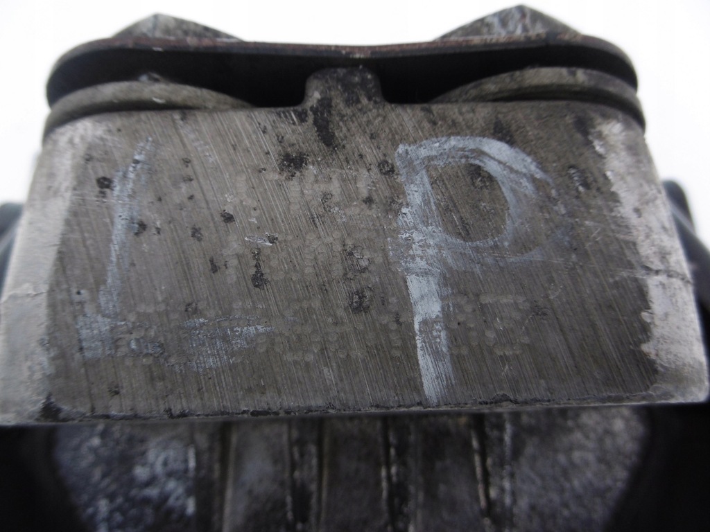 фото №10, Подушка кронштейн двигателя renault magnum premium dxi