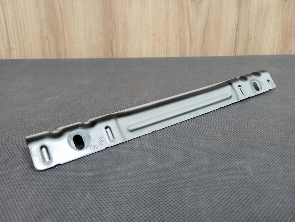 фото №1, Mercedes slk r171 лист кронштейн правое направляющая крыла передний