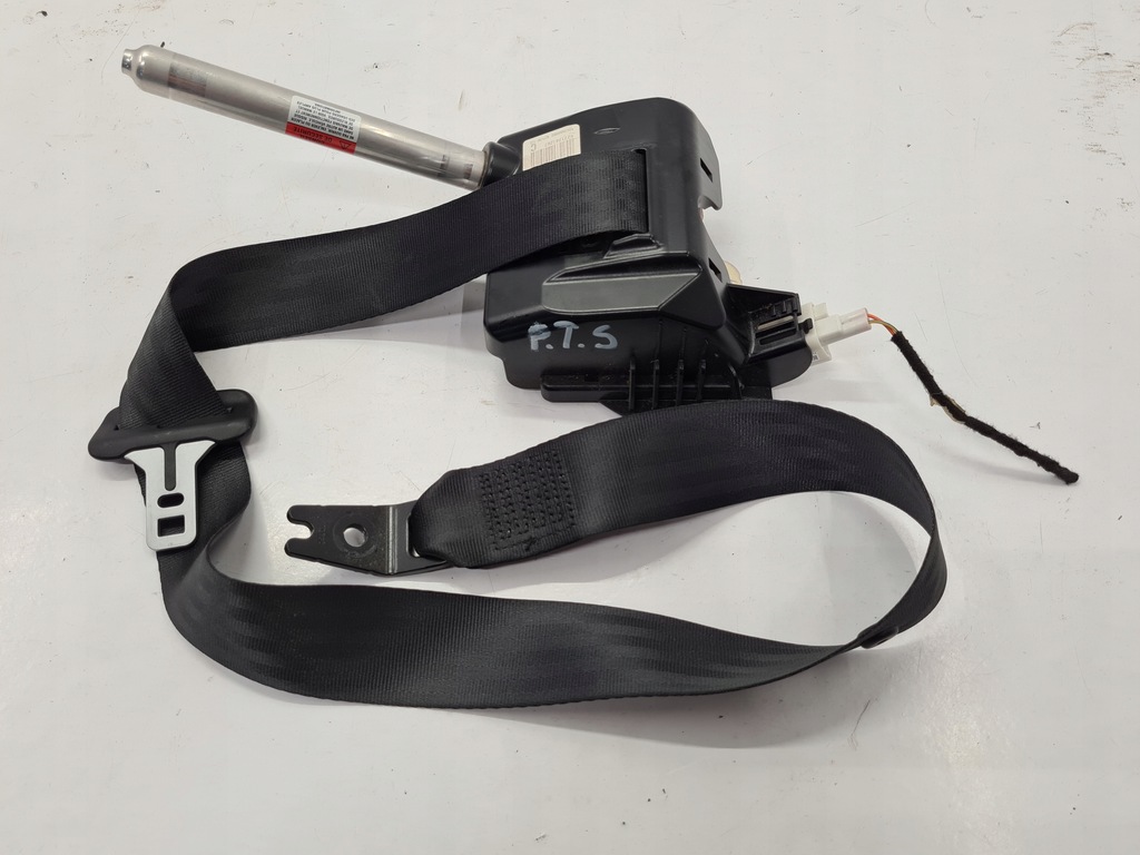 фото №1, Pas безопасности середина задняя volvo v70 iii