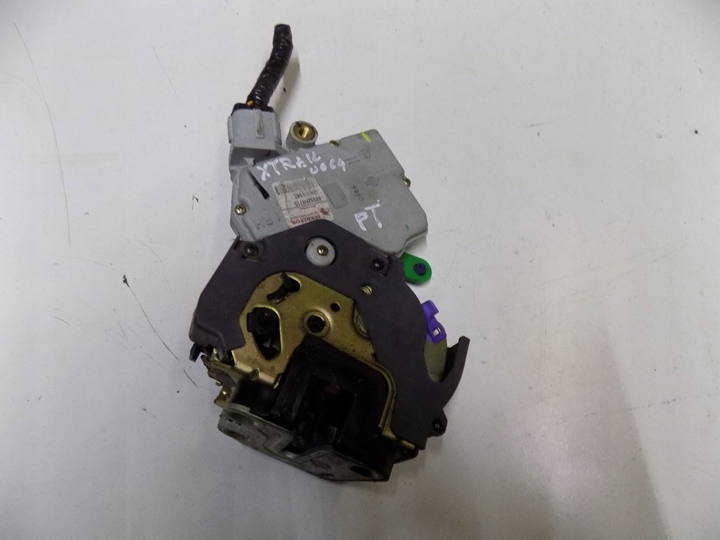 фото №6, Nissan x-trail t30 замок двері правий задня