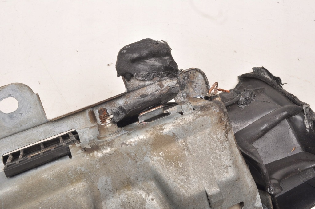 Mercedes gla w156 подушка колінна 17686004029 Зі Шроту