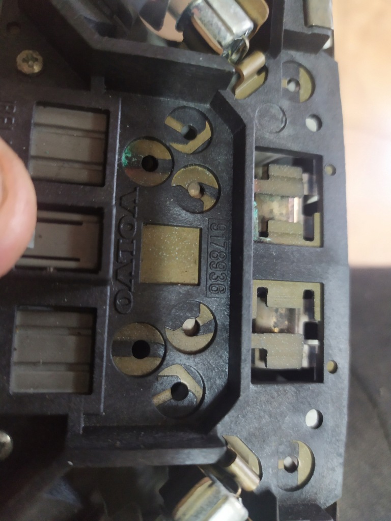 фото №4, Volvo s80 2.4 d 02' лампа потолочный освещение