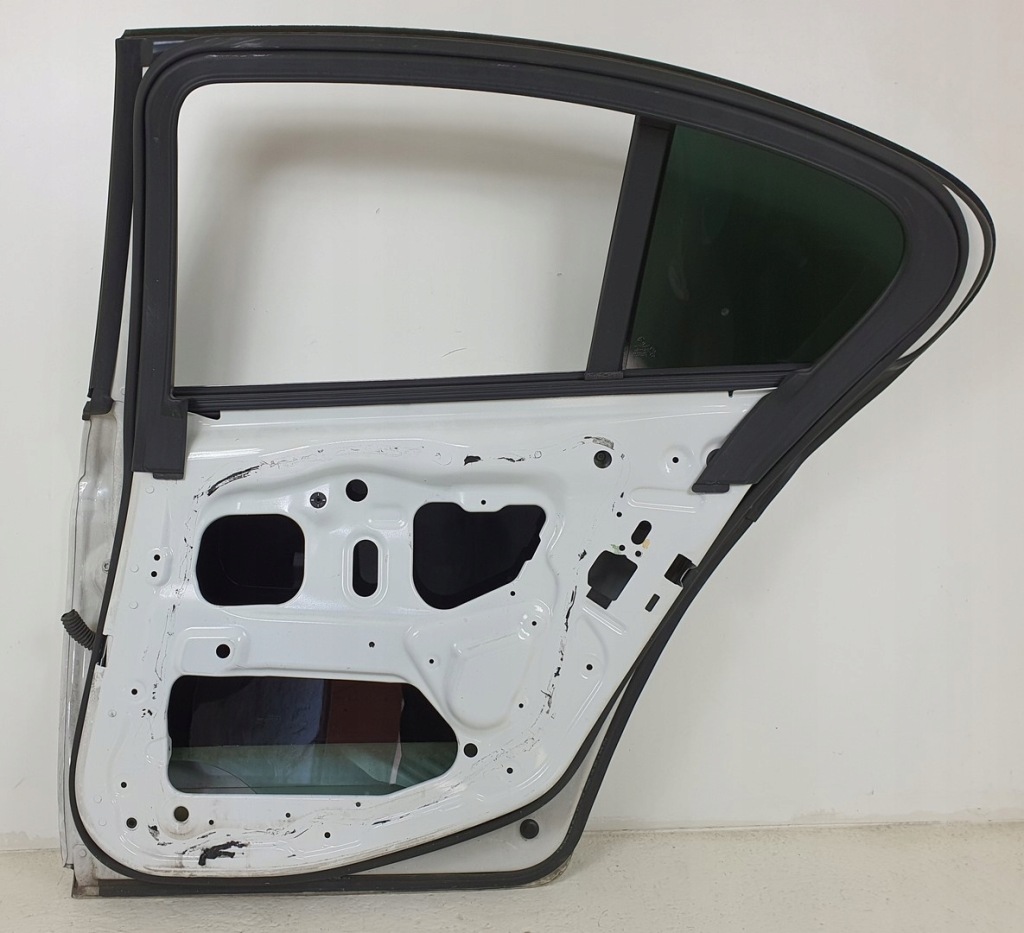 фото №6, Двері правий задня alpinweiss 3 a300 bmw 5 f10 sedan