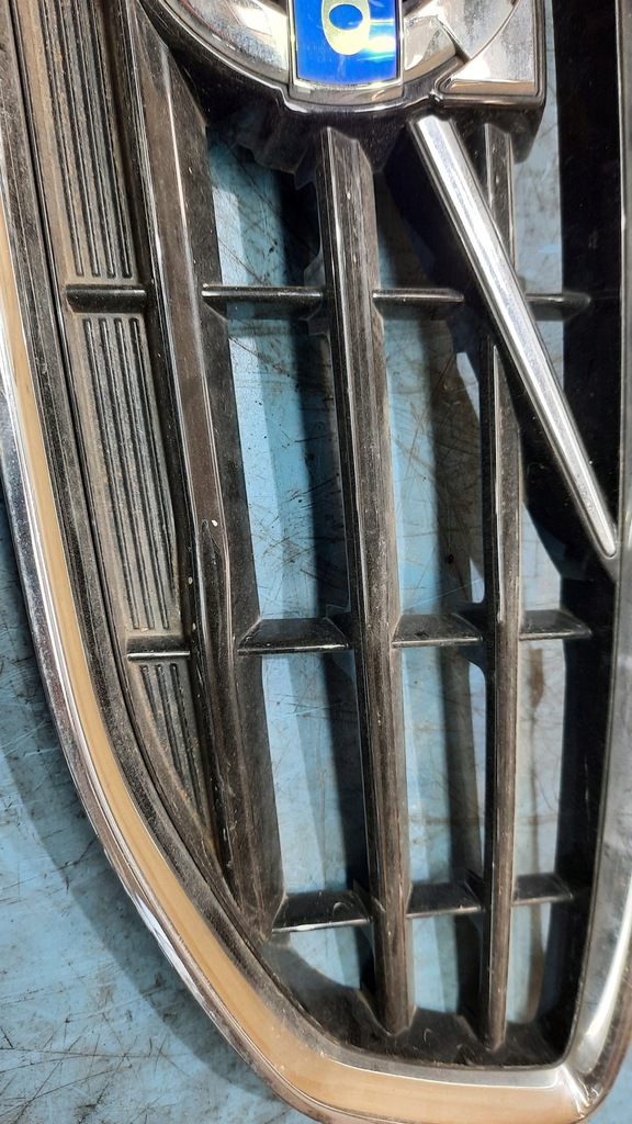 фото №7, Решётка радиатора решётка радиатора бампера 31353120 volvo v40 12-