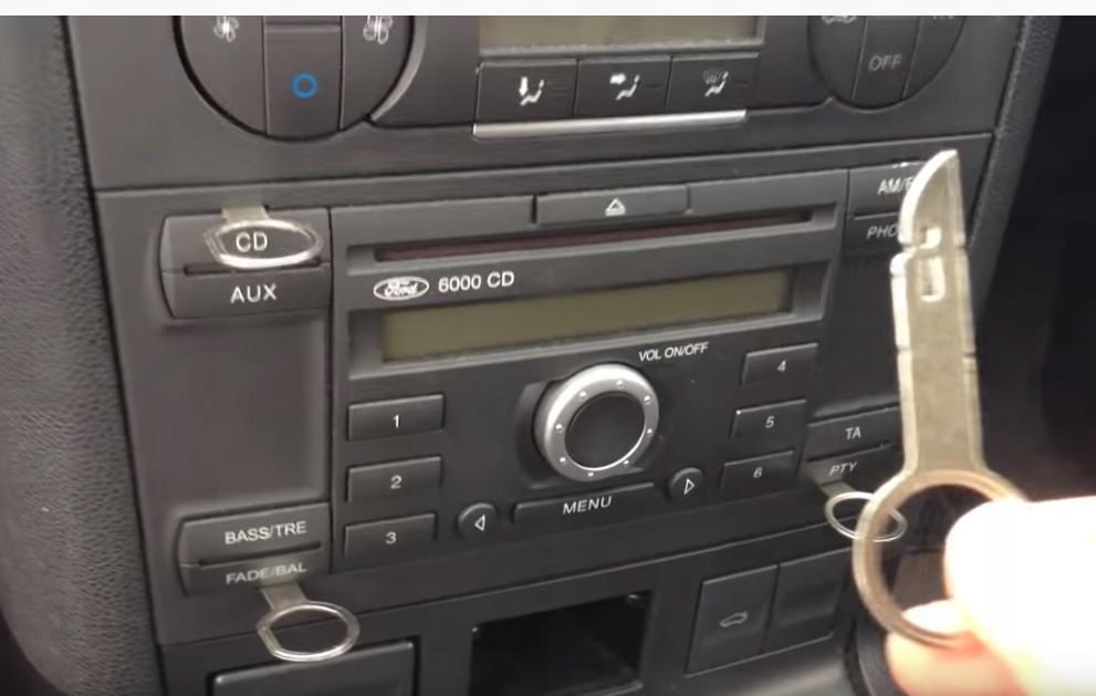 фото №7, Рамка радіо 2din колодка ключі ford mondeo mk3