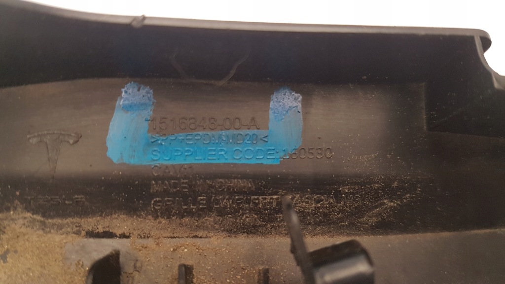 фото №7, Tesla 3 lift решітка середня бампера перед orginal