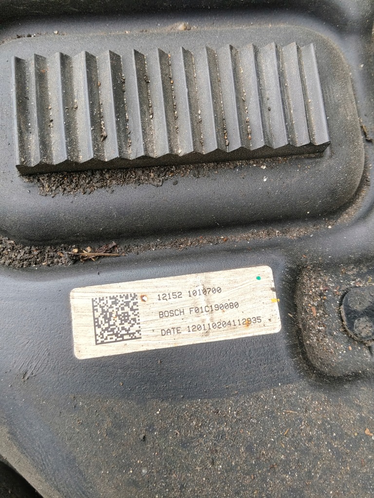 фото №4, Mazda cx-7 2.2 mzr дизель бак adblue r2ax202g0 kompletny!!!