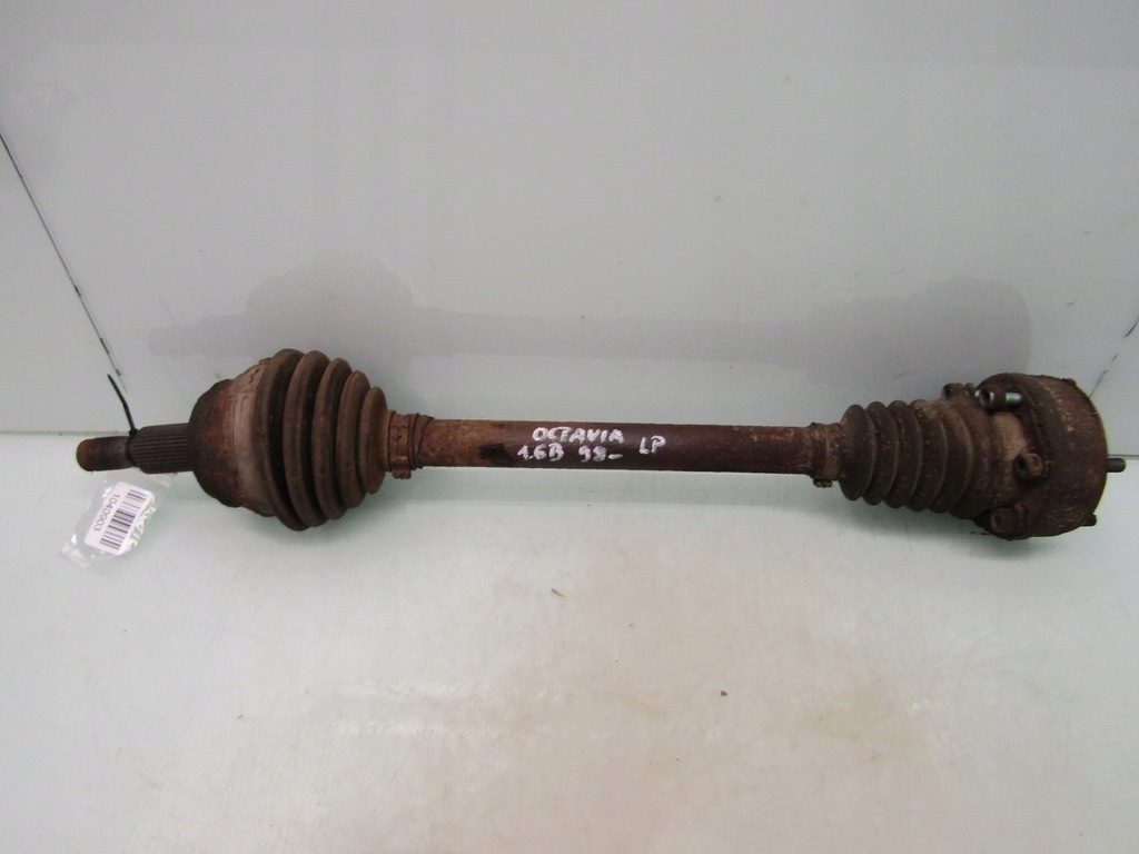 фото №1, Octavia i 1.6 98r приводной вал левая