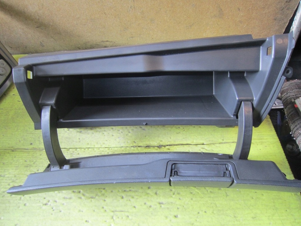 фото №6, Toyota corolla e15 бардачок пассажира верхний