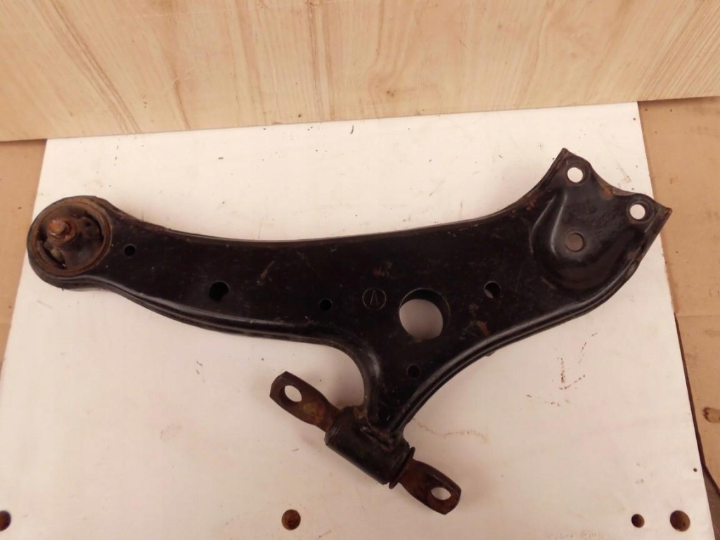 Важіль правий перед lexus rx iii Ціна