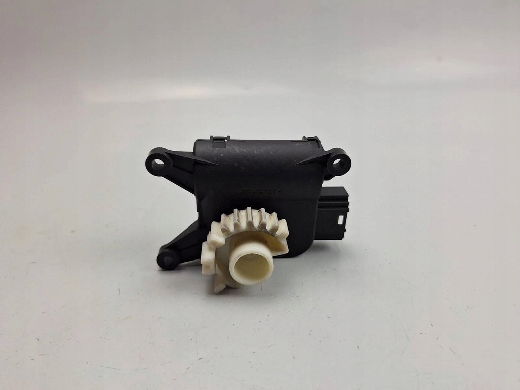 фото №5, Моторчик крышка обдув audi a4 s4 b6 8e 8h 1k0907511c