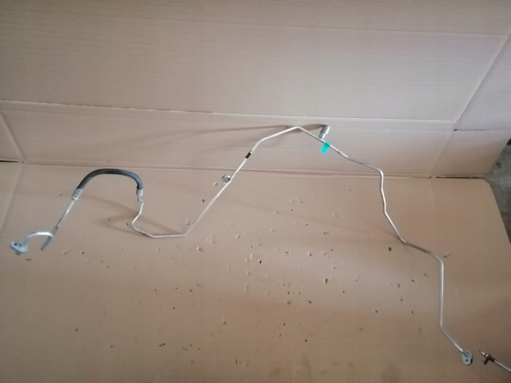 фото №1, Clio iv шланг кондиционера 924409201r