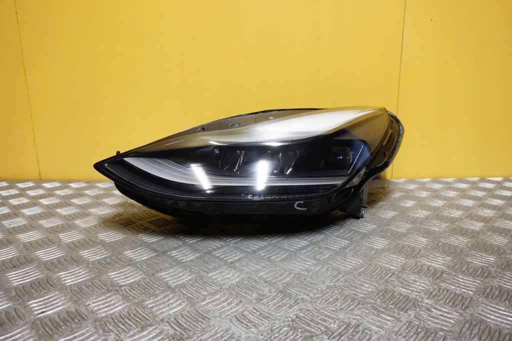 Купить Tesla model 3 y 2020- фара фара led l америка