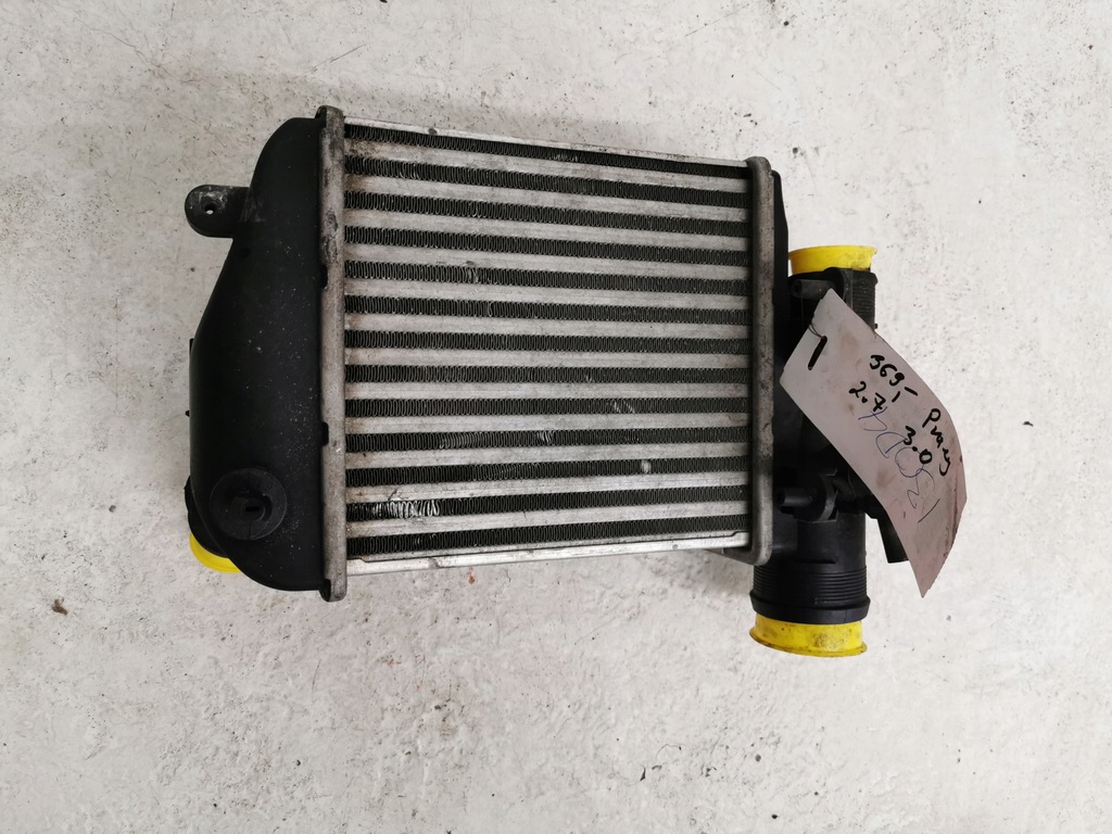 фото №1, Інтеркулер audi a6 c6 05-10 правий