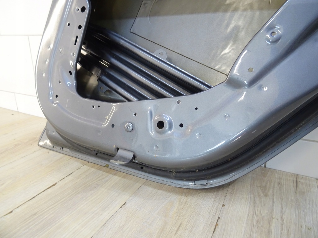 фото №8, Tesla model 3 lift двері правий задня llu