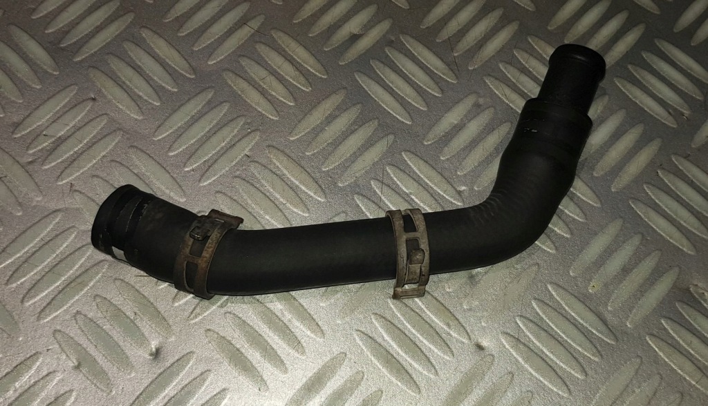 Audi q5 80a 2.0 tdi шланг патрубок труба радіатора води 80a145050j шланги труби 2s Зі Шроту