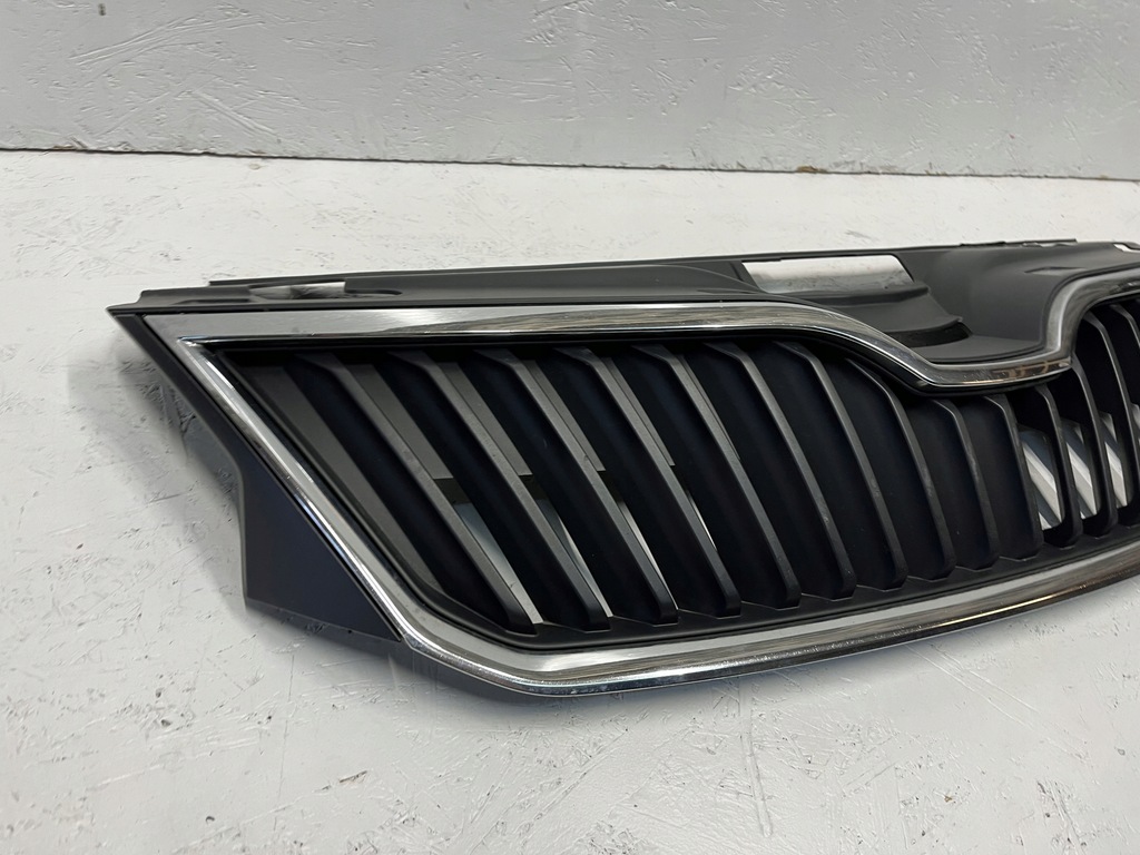 фото №2, Решітка радіатора решітка радіатора skoda rapid 12- 5ja853668