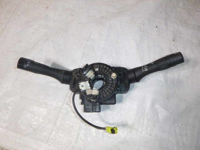 фото №1, Переключатель лента шлейф nissan juke