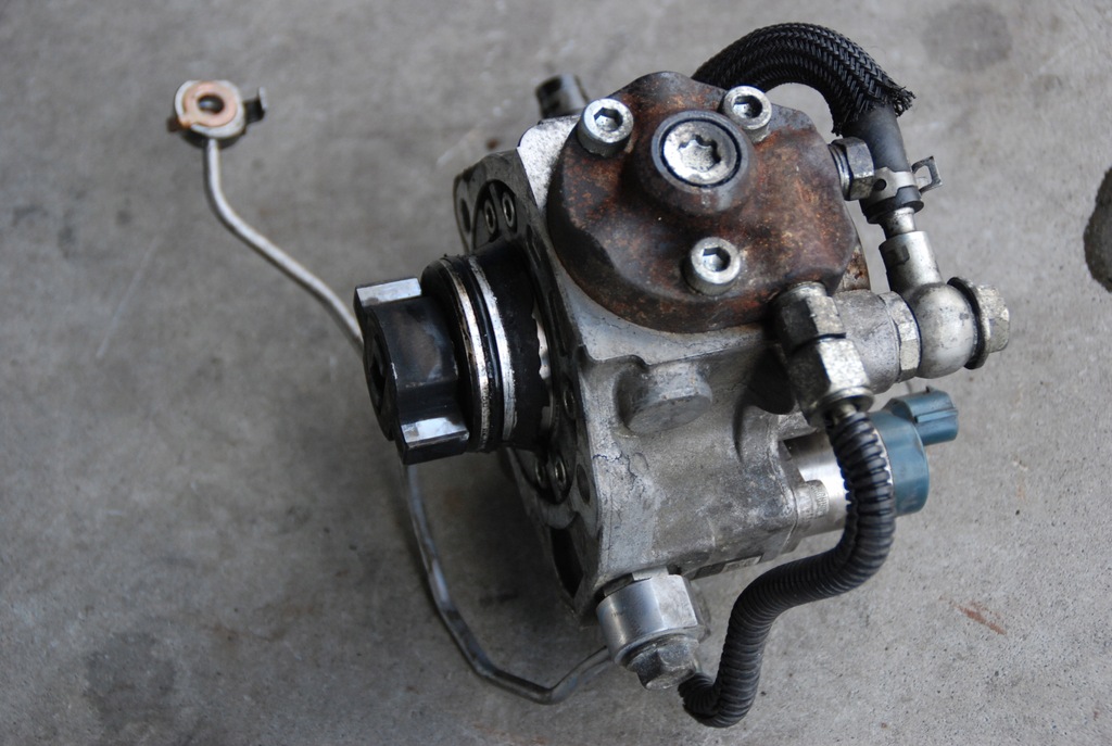 фото №1, Насос упорскування mazda 3 6 cx-5 2.2 дизель