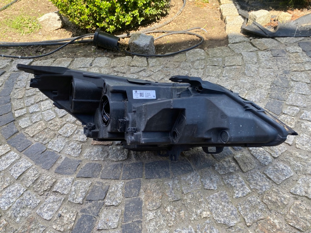 Opel astra k v лампа ліва перед 39158005 оригінал Зі Шроту