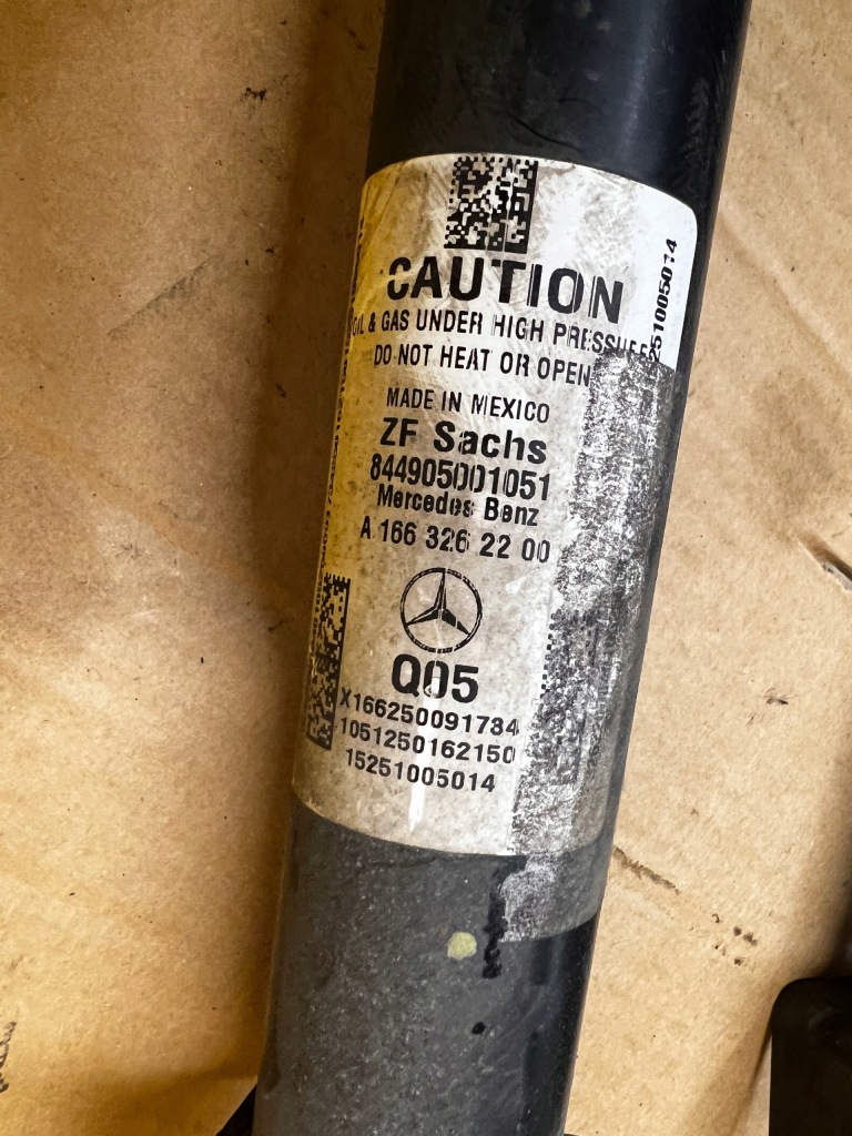 фото №12, Комплект амортизаторы задняя правый левый mercedes gls x166