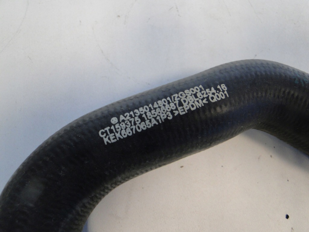 Mercedes e klasa w213 238 труба пабтрубок  воды шланг Оригинал