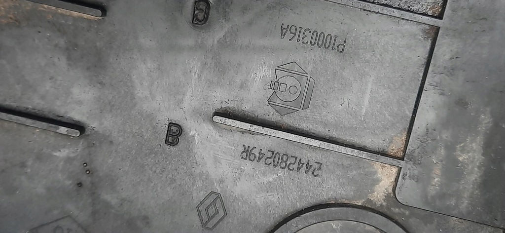 Накладка корпус акумулятор renault talisman 244280249r Недорого