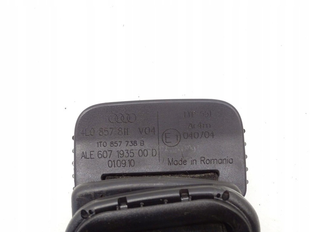 фото №3, Pas безпеки trzeci ряд пасажира audi q7 4l lift 4l0857811