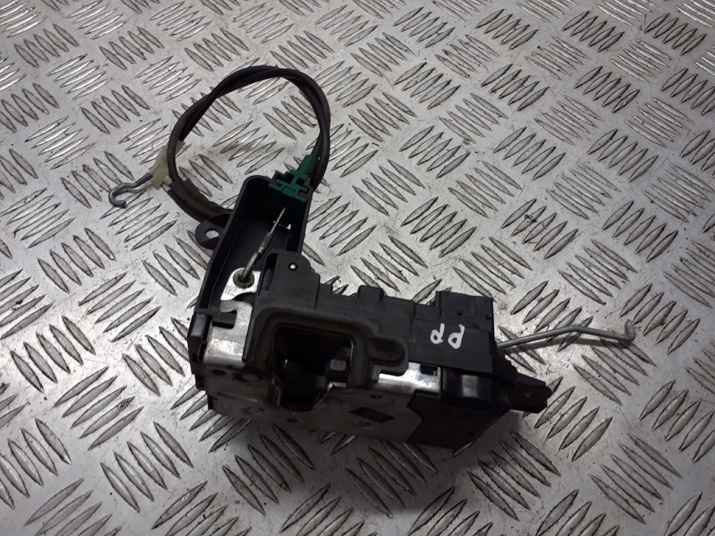 фото №1, Замок правий перед opel astra h 13210749