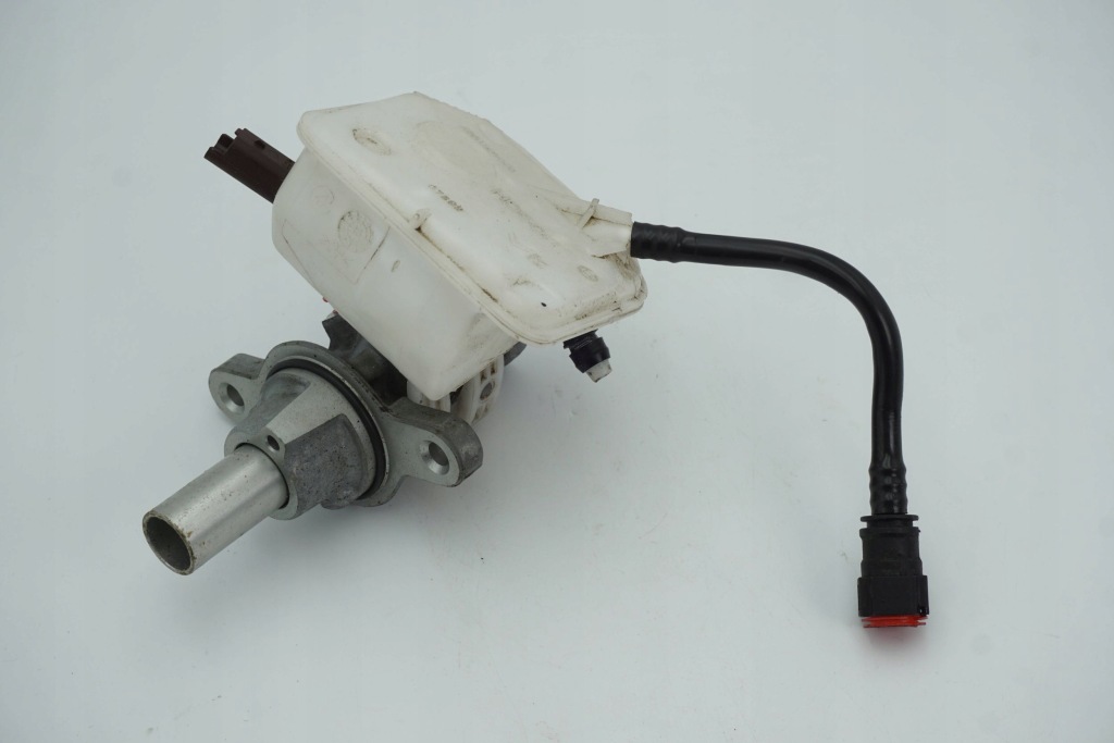 Купити Головний циліндр гальма citroen c4 ii 11-16