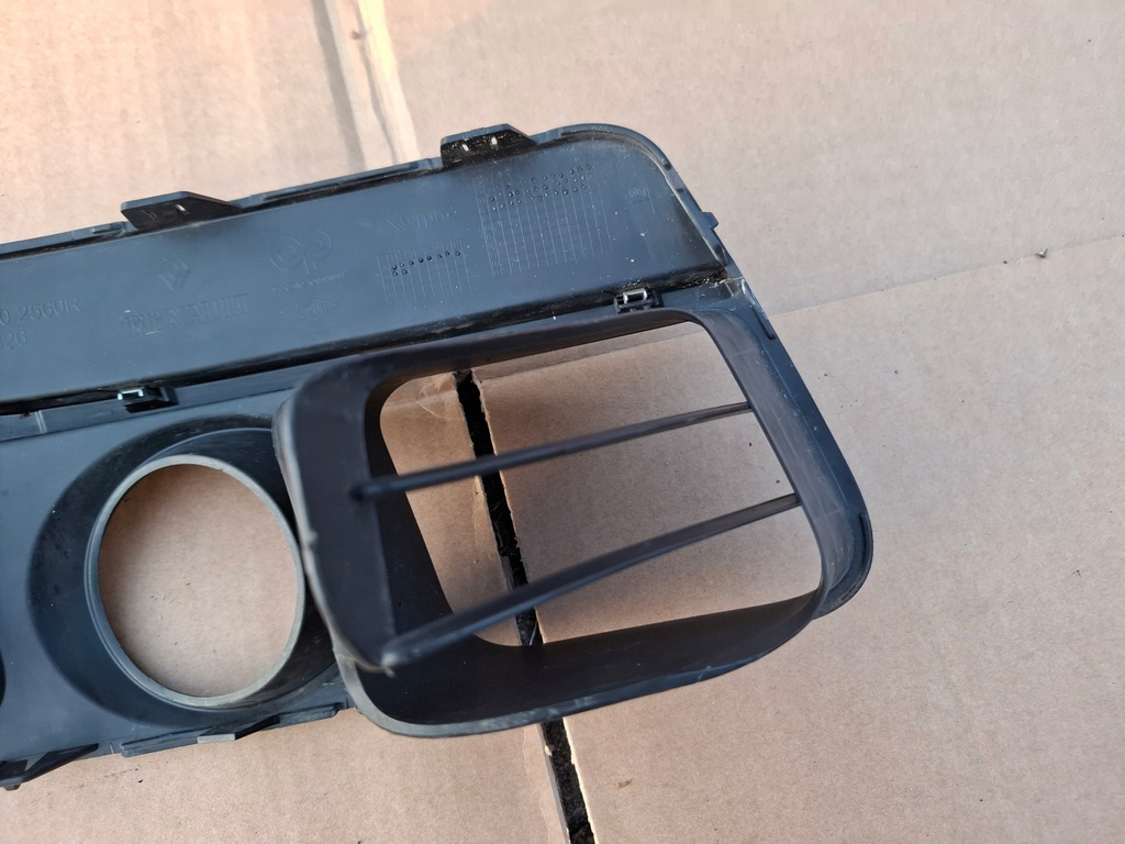 фото №5, Решётка бампера renault laguna iii lift оригинал