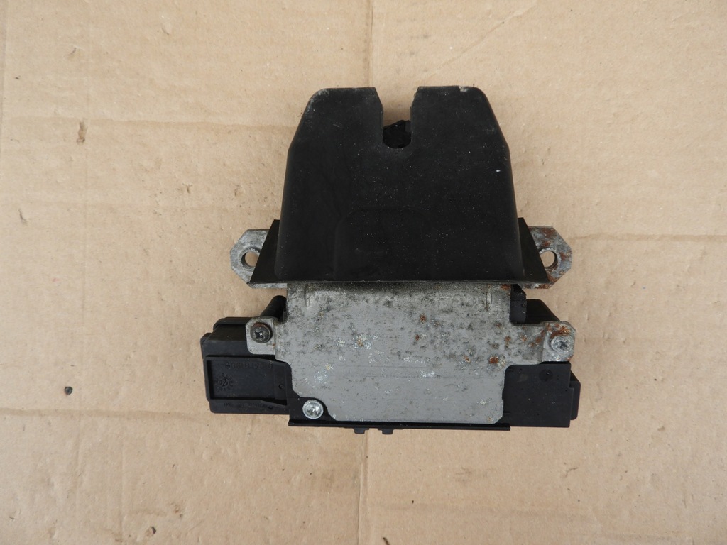 фото №1, Замок крышки ford c-max mk1 задняя =