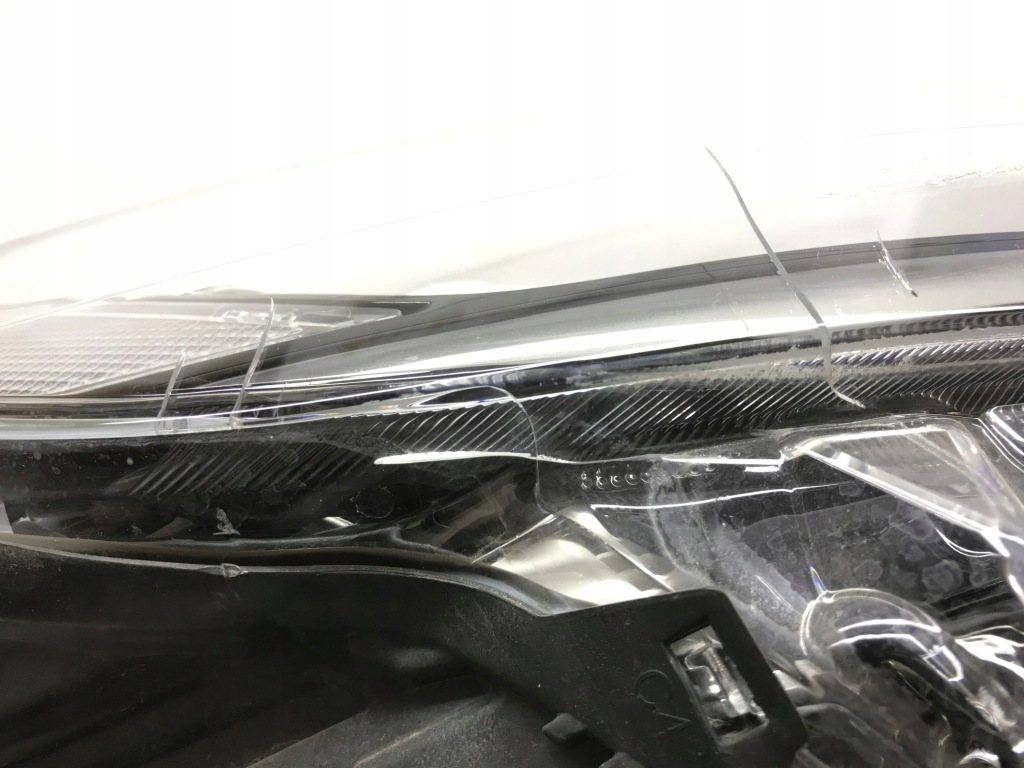 Фара перед правый  ford kuga mk3 full led lv4b-13e014-fb в Украине