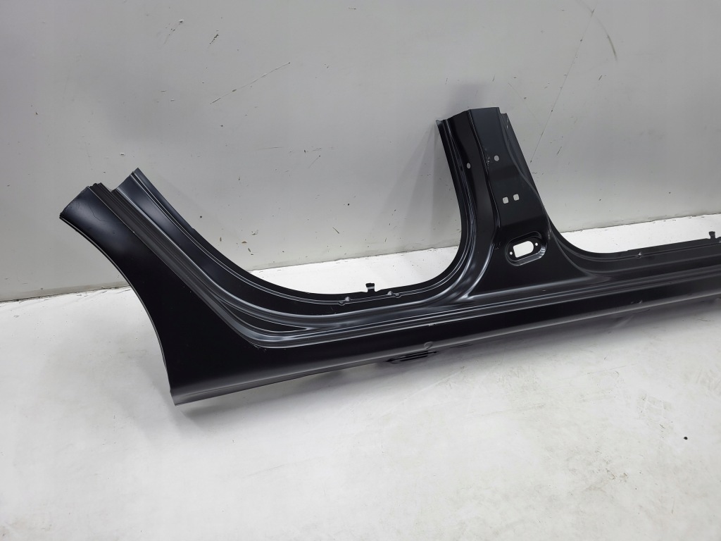 Порог правый  renault clio iv 4 760128353r Цена