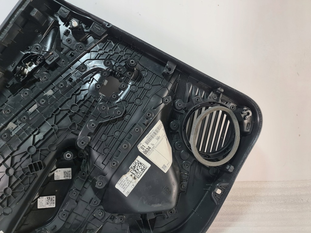 фото №9, Vw id.4 id4 2021 обшивка обивка дверь правый задняя правая задняя 11a867210d