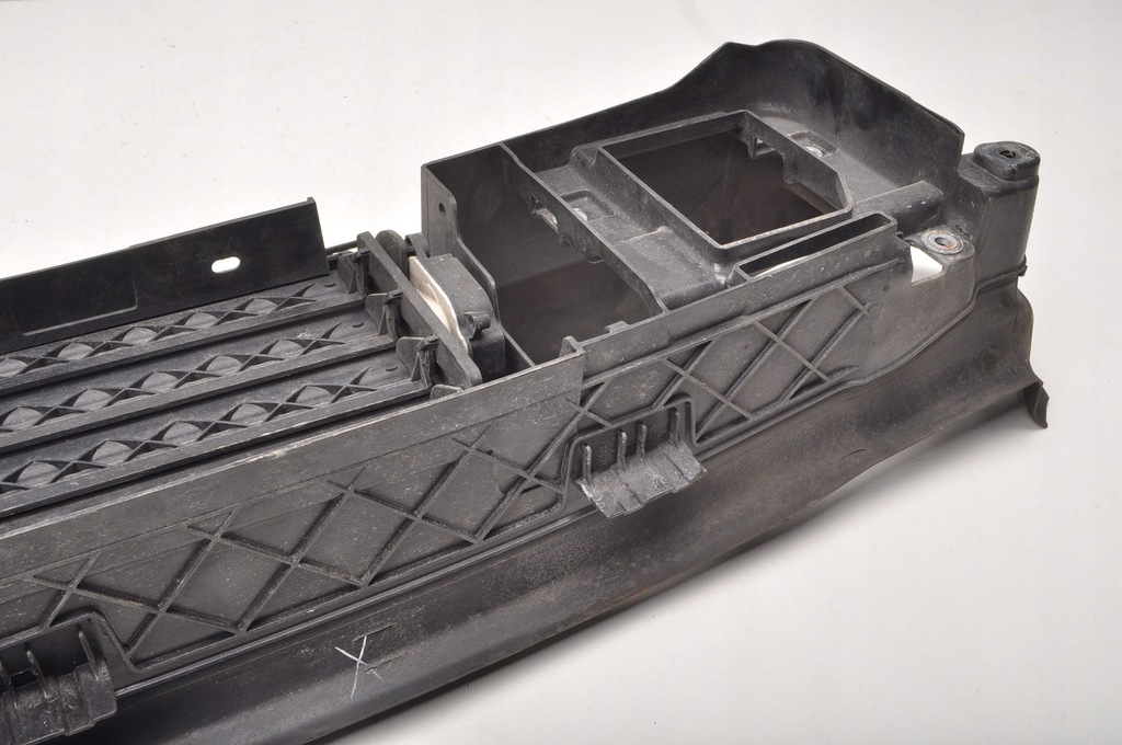 фото №10, Volvo v40 ii воздуховод воздуха ловушка 31383575