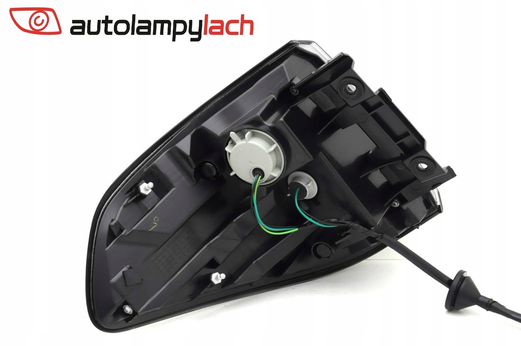 фото №3, Nissan patrol 2010- задняя led правая nowa ^