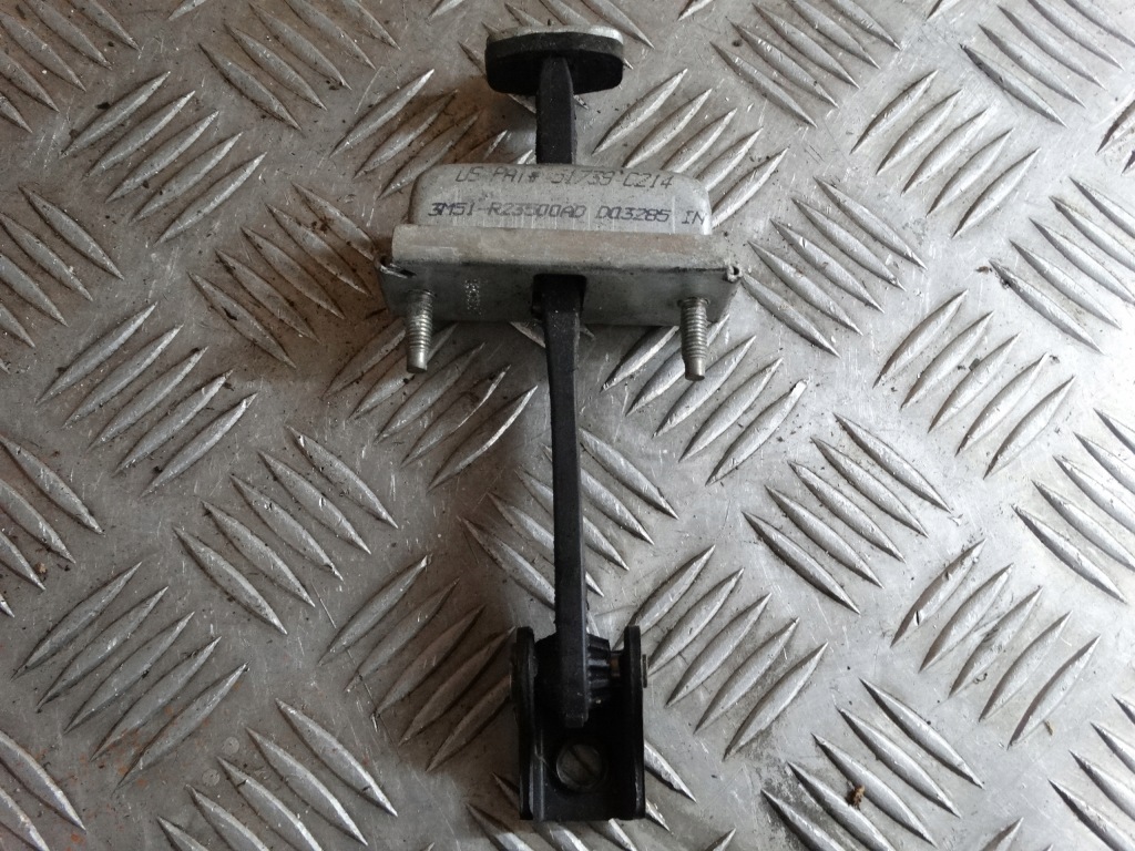 фото №3, Ограничитель дверь ford mondeo правый задняя