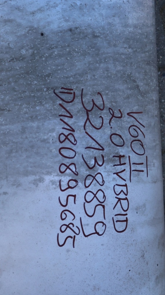 Volvo v60 ii 2.0 t6 plug in hybrid гаситель выхлоп труба 32138859 Недорого