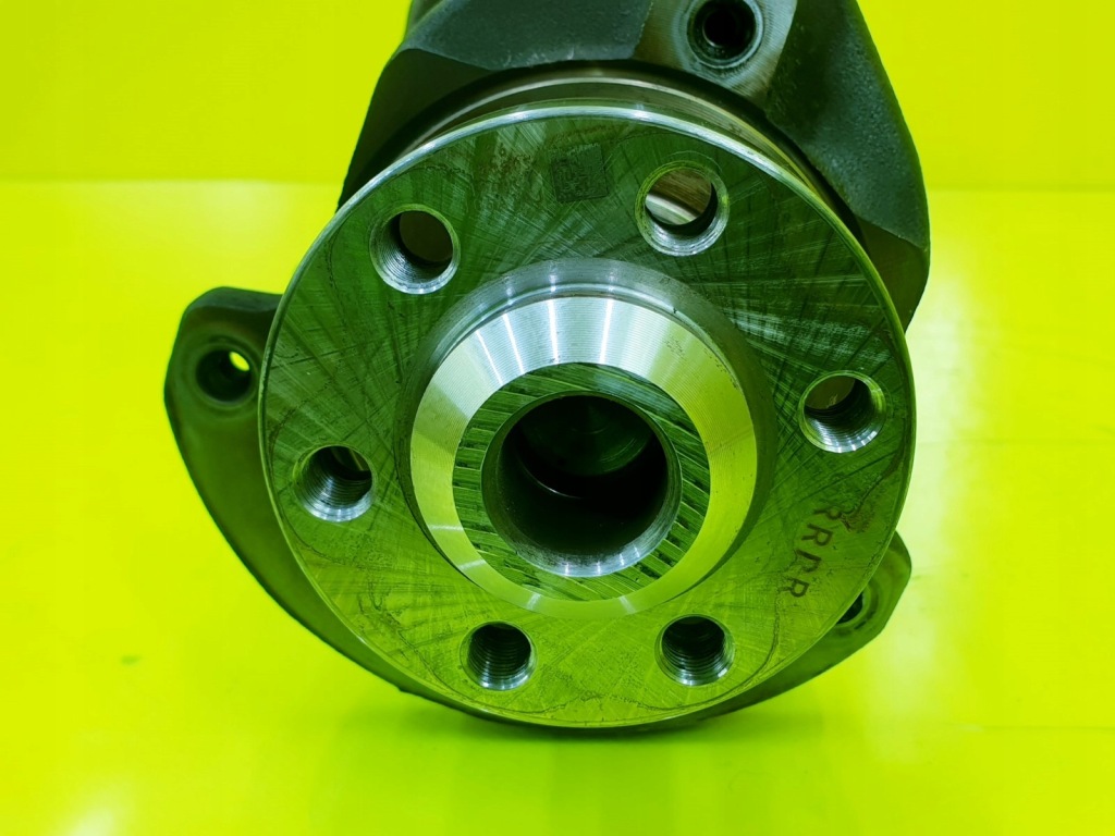 Wał коленчатый a4 b7 a6 c6 a3 8p 2.0 tfsi ea113 bwa bgb axx cdl 6aaj Киев