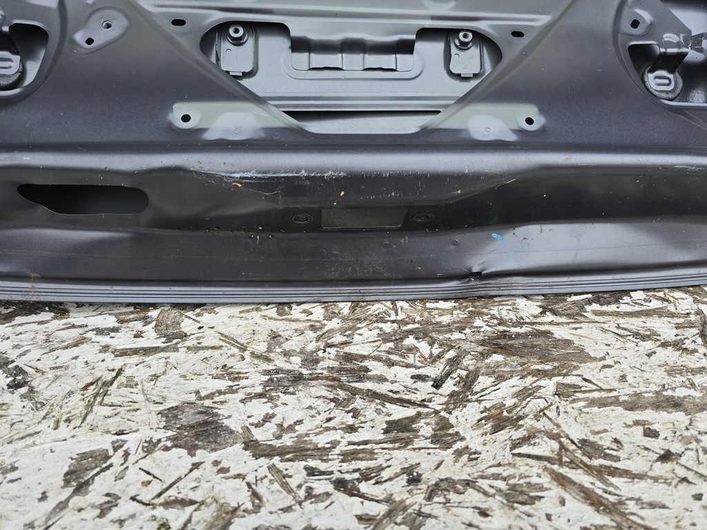 фото №11, Toyota yaris iv 4 крышка багажника крышка багажника