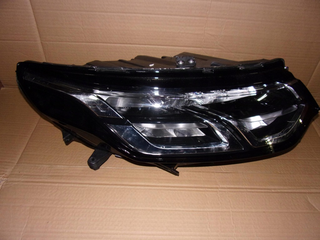 фото №1, Land rover discovery sport lift лампа права led !!